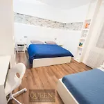 Queen Emanuelle Apartament *